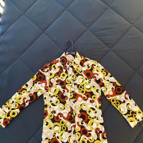 “Spark” 3/4 sleeve vintage shirt - Picture 3 of 5